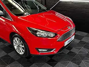 Used 2014 Ford Focus Titanium Red - Interior and Exterior details 5
