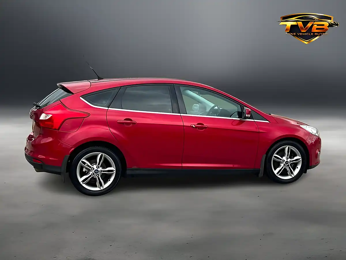 Used 2014 Ford Focus Titanium X Candy Red - Interior and Exterior details 10