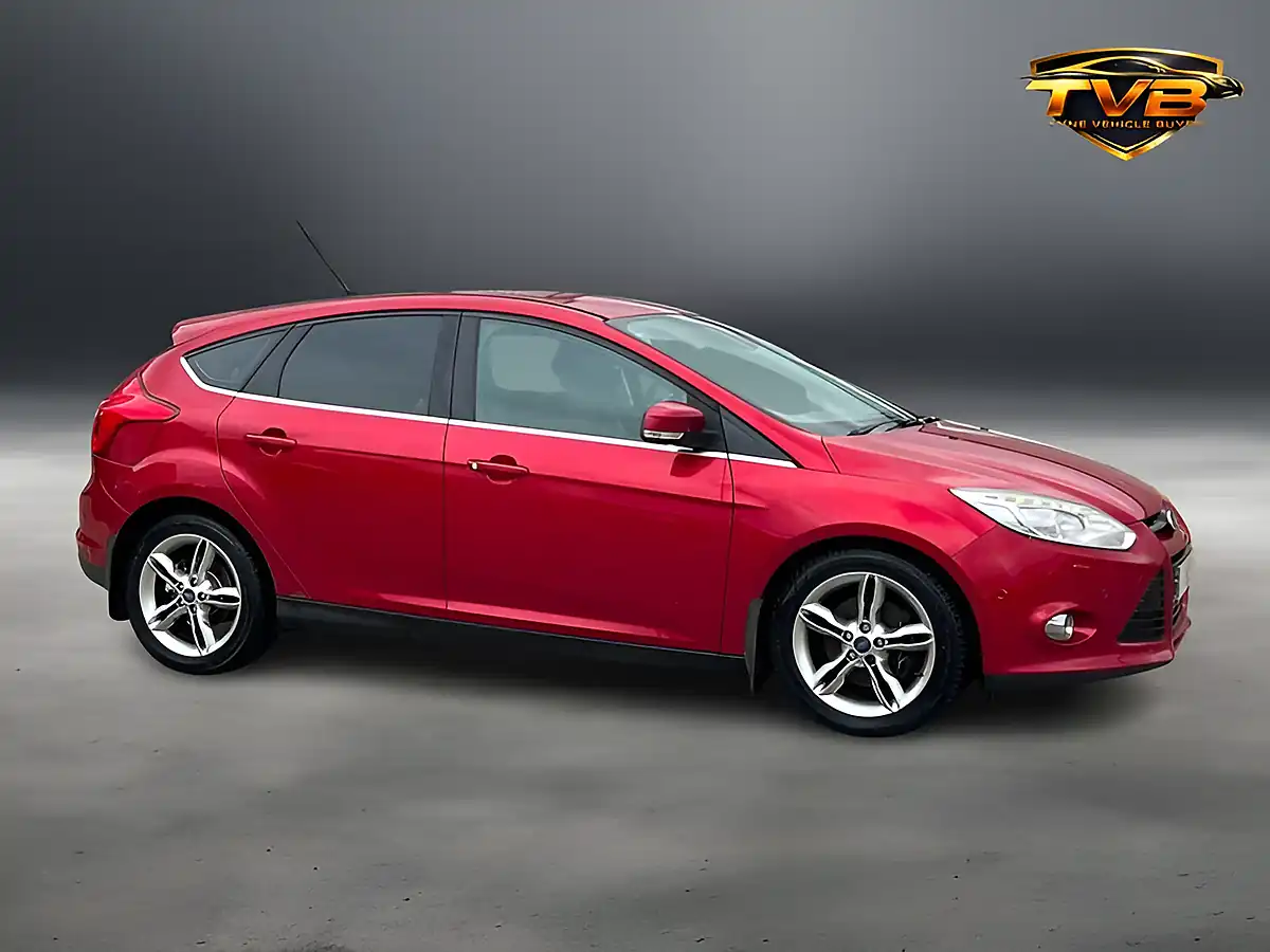 Used 2014 Ford Focus Titanium X Candy Red - Interior and Exterior details 6