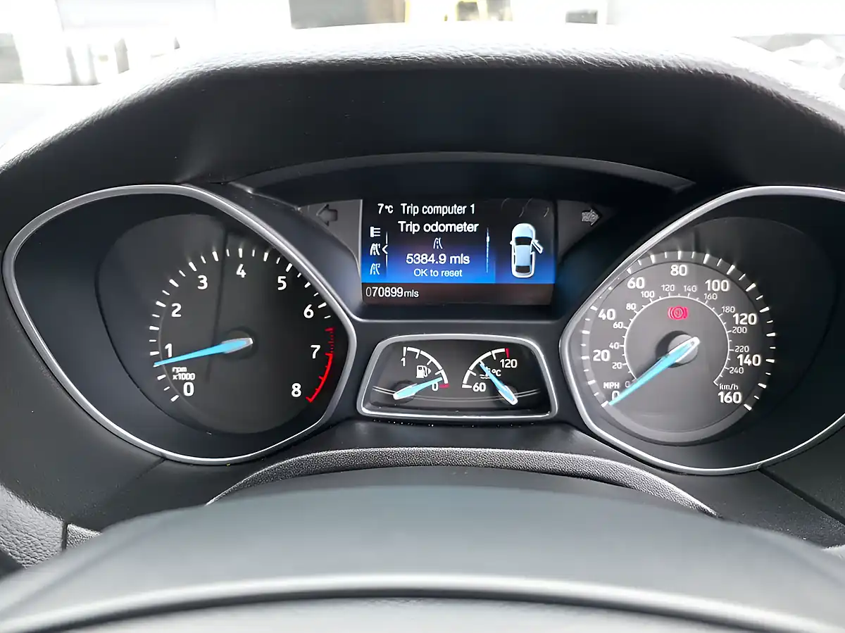 Used 2014 Ford Focus Titanium X Silver - Interior and Exterior details 11