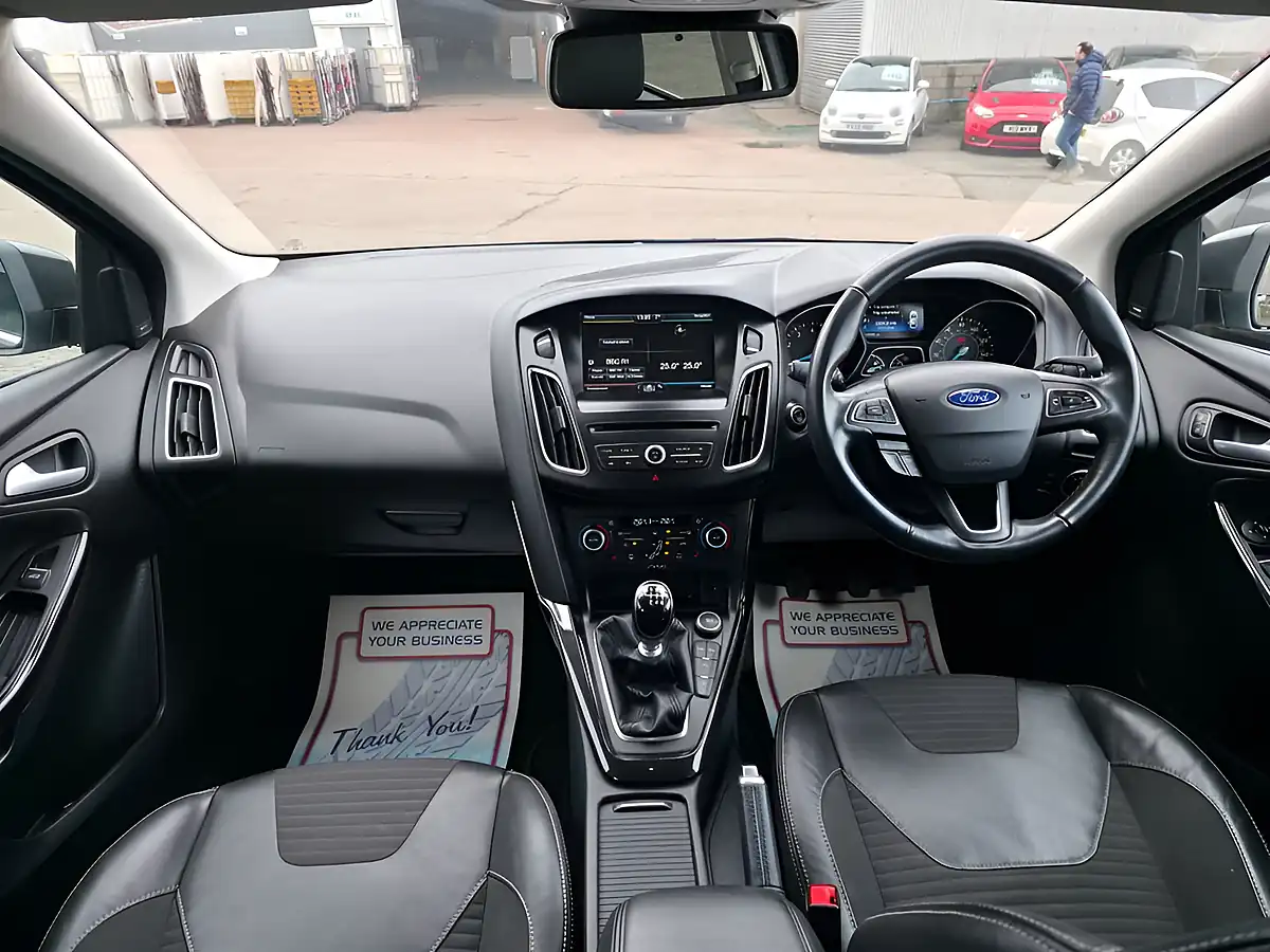 Used 2014 Ford Focus Titanium X Silver - Interior and Exterior details 13