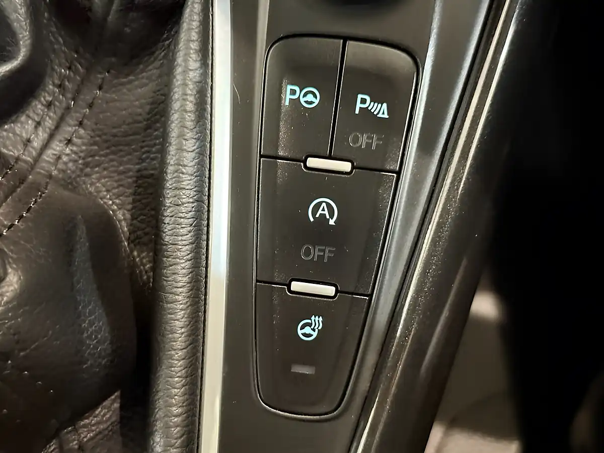 Used 2014 Ford Focus Titanium X Silver - Interior and Exterior details 17