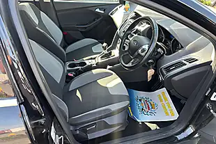 Used 2014 Ford Focus Zetec Black - Interior and Exterior details 16