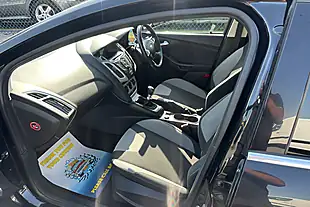 Used 2014 Ford Focus Zetec Black - Interior and Exterior details 19