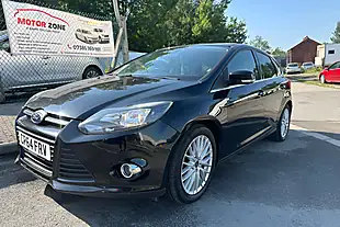 Used 2014 Ford Focus Zetec Black - Interior and Exterior details 3