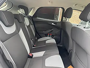 Used 2014 Ford Focus Zetec Blue - Interior and Exterior details 12