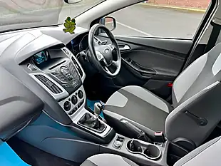 Used 2014 Ford Focus Zetec Deep Impact Blue - Interior and Exterior details 12