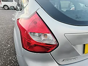 Used 2014 Ford Focus Zetec - Interior and Exterior details 17