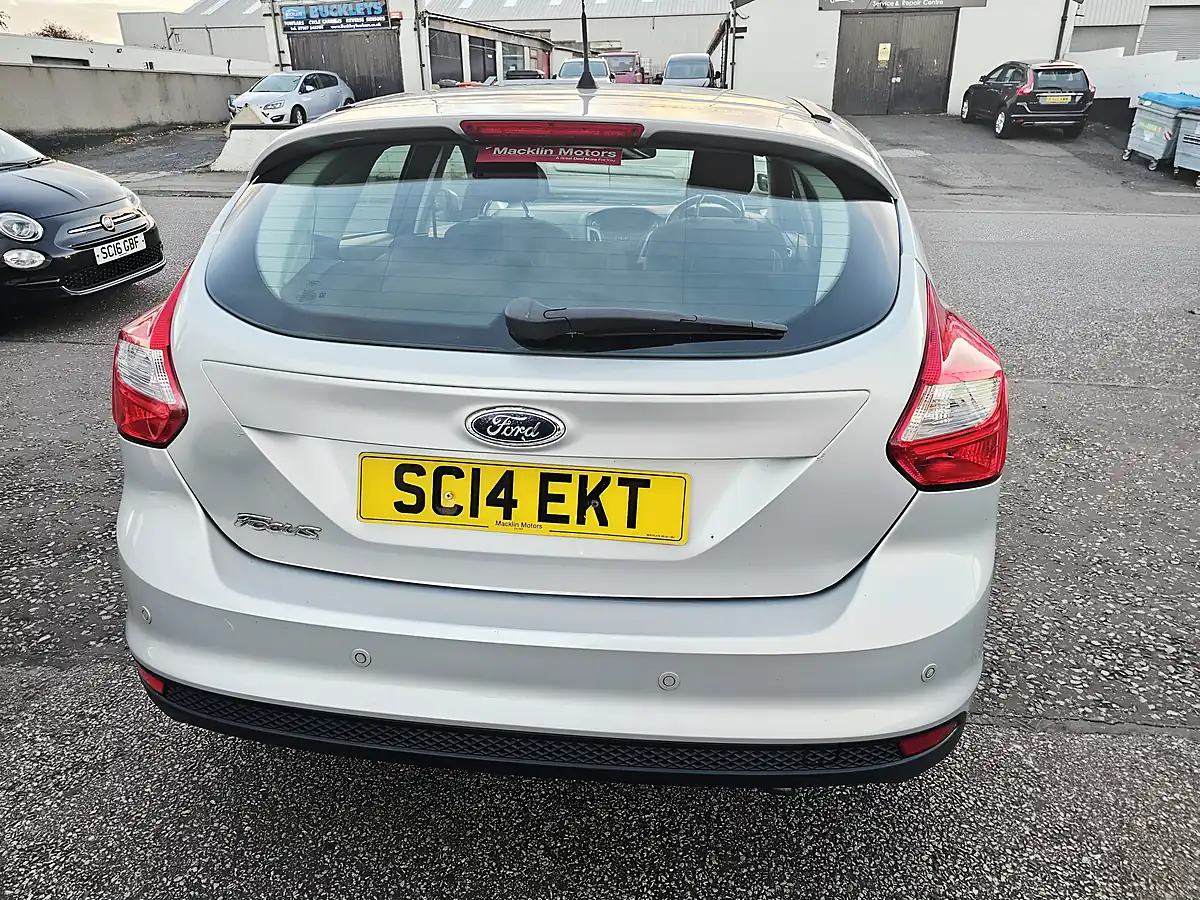 Used 2014 Ford Focus Zetec - Interior and Exterior details 4
