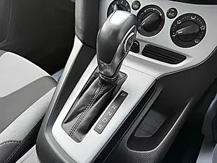 Used 2014 Ford Focus Zetec Moondust Silver - Interior and Exterior details 17