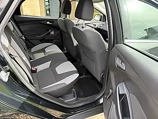 Used 2014 Ford Focus Zetec Navigator Black - Interior and Exterior details 15