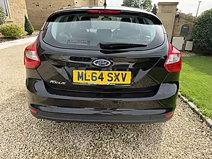 Used 2014 Ford Focus Zetec Navigator Black - Interior and Exterior details 16