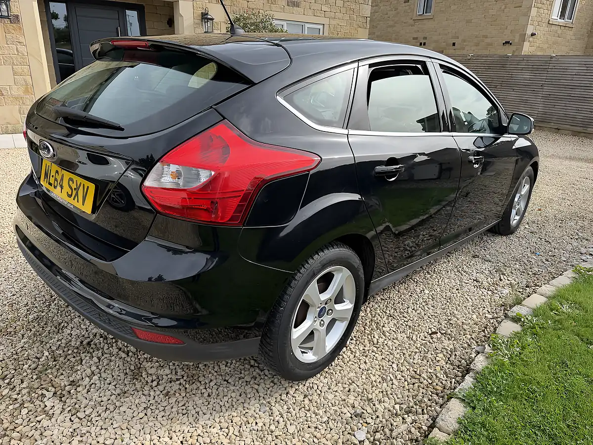 Used 2014 Ford Focus Zetec Navigator Black - Interior and Exterior details 2