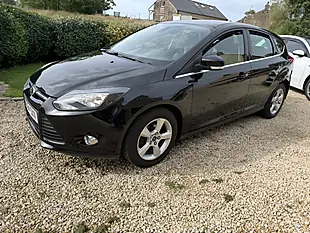 Used 2014 Ford Focus Zetec Navigator Black - Interior and Exterior details 5
