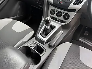 Used 2014 Ford Focus Zetec Navigator Black - Interior and Exterior details 11