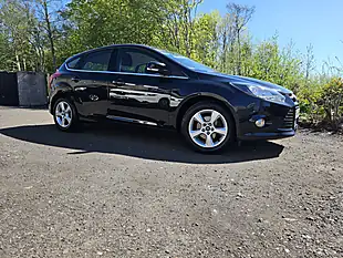 Used 2014 Ford Focus Zetec Navigator Black - Interior and Exterior details 3