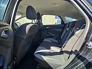 Used 2014 Ford Focus Zetec Navigator Black - Interior and Exterior details 8