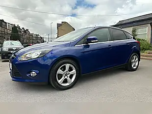 Used 2014 Ford Focus Zetec Navigator Blue - Interior and Exterior details 5