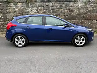 Used 2014 Ford Focus Zetec Navigator Deep Impact Blue - Interior and Exterior details 4
