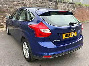 Used 2014 Ford Focus Zetec Navigator Deep Impact Blue - Interior and Exterior details 8