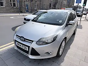 Used 2014 Ford Focus Zetec Navigator Silver - Interior and Exterior details 2