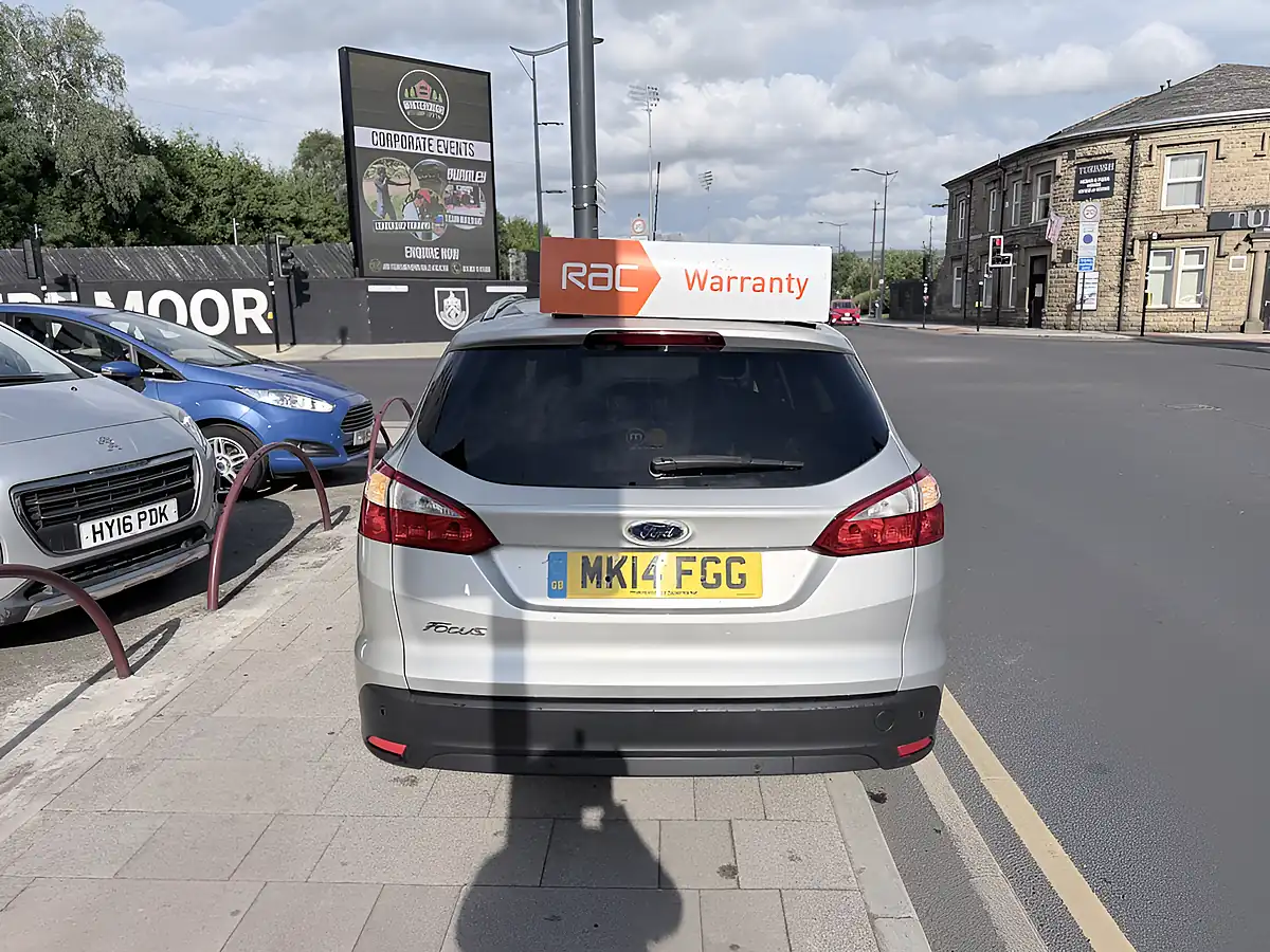 Used 2014 Ford Focus Zetec Navigator Silver - Interior and Exterior details 6