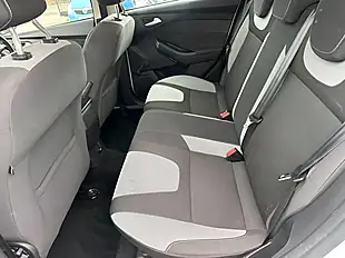 Used 2014 Ford Focus Zetec Navigator White - Interior and Exterior details 19