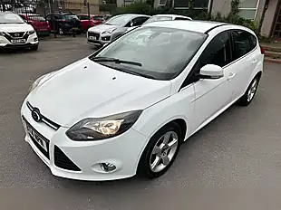 Used 2014 Ford Focus Zetec Navigator White - Interior and Exterior details 9