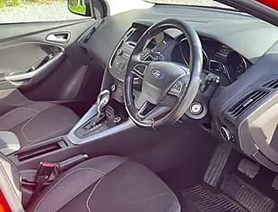 Used 2014 Ford Focus Zetec Race Red - Interior and Exterior details 11