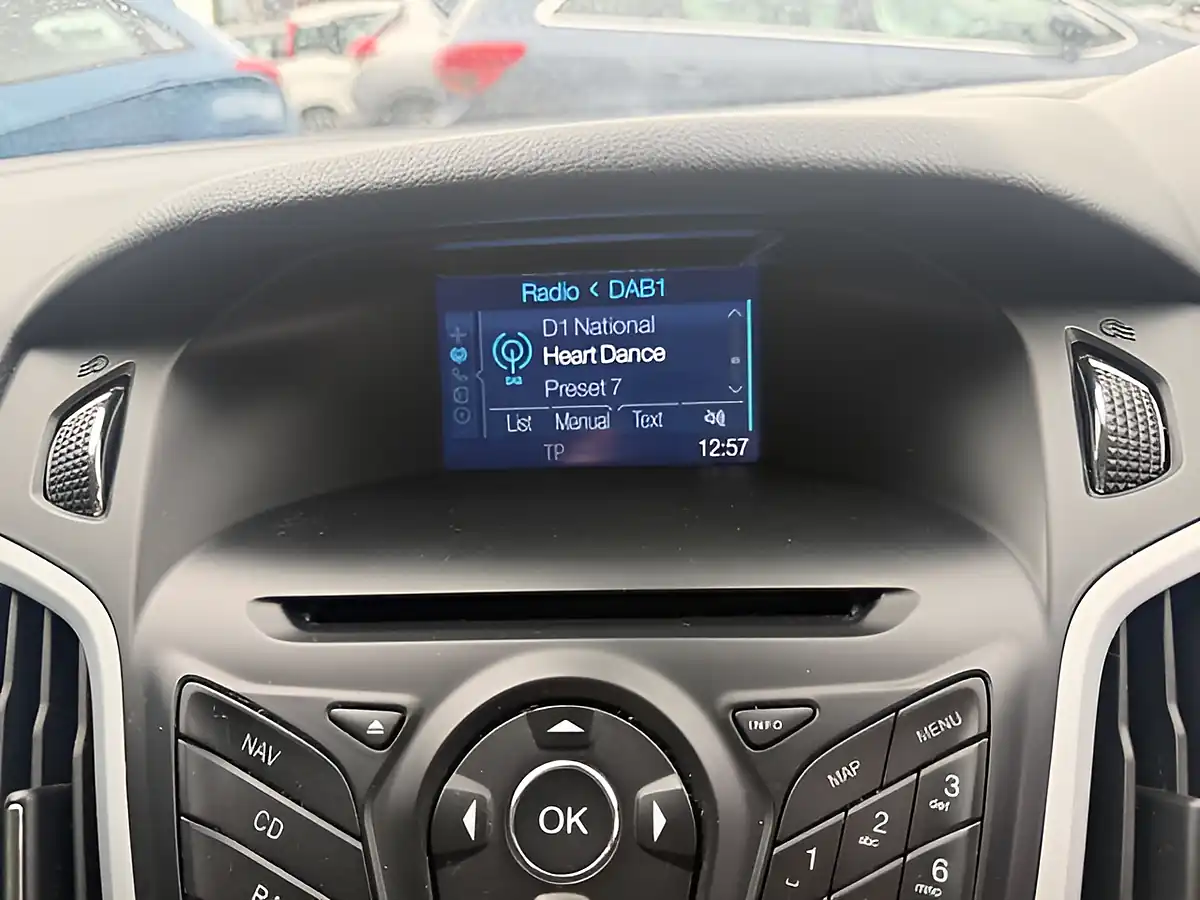 Used 2014 Ford Focus Zetec S Black - Interior and Exterior details 19