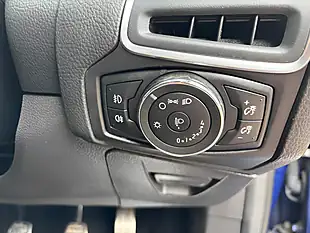 Used 2014 Ford Focus Zetec S Blue - Interior and Exterior details 13