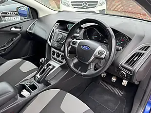 Used 2014 Ford Focus Zetec S Blue - Interior and Exterior details 20