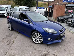 Used 2014 Ford Focus Zetec S Blue - Interior and Exterior details 5