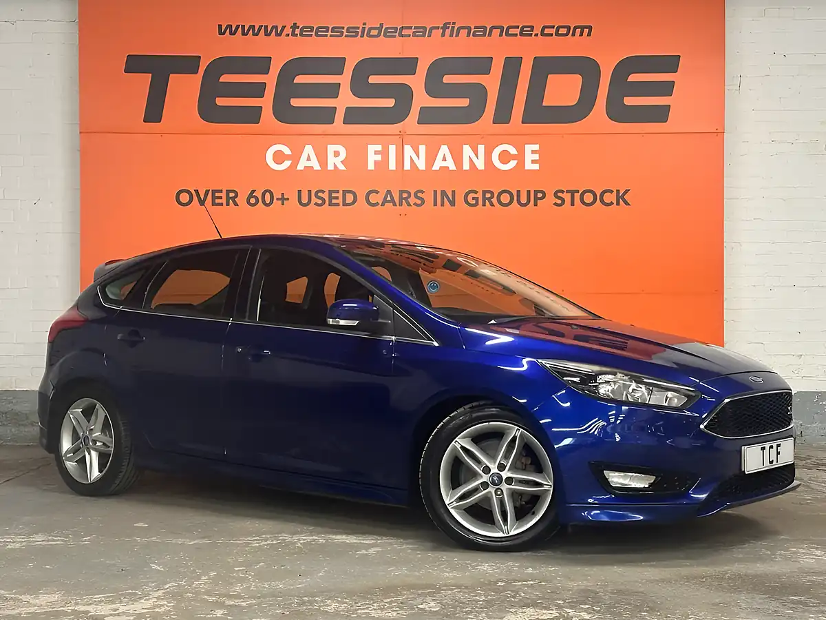 Used 2014 Ford Focus Zetec S Blue - Interior and Exterior details 6