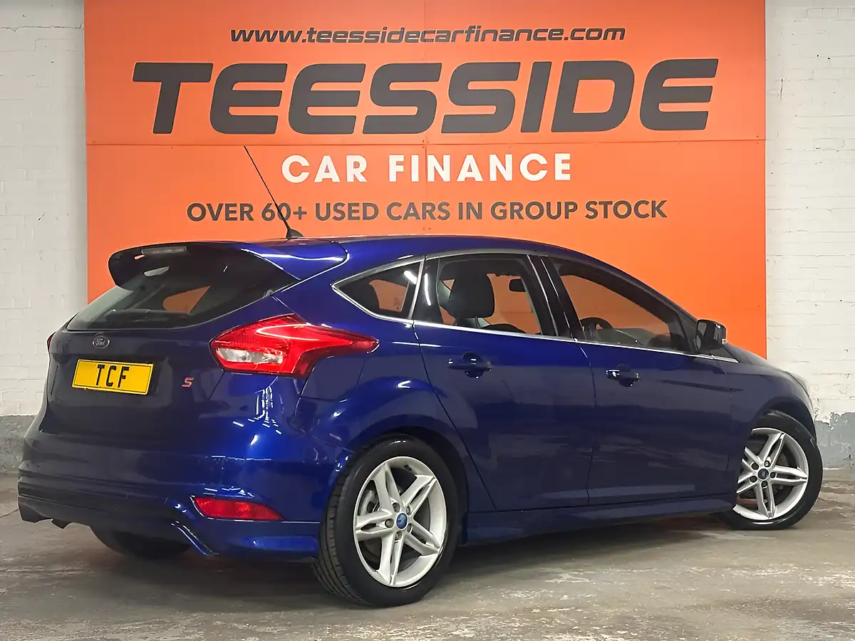 Used 2014 Ford Focus Zetec S Blue - Interior and Exterior details 7