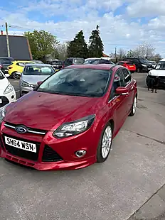 Used 2014 Ford Focus Zetec S Red - Interior and Exterior details 2