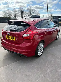 Used 2014 Ford Focus Zetec S Red - Interior and Exterior details 4
