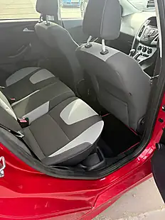 Used 2014 Ford Focus Zetec S Red - Interior and Exterior details 8