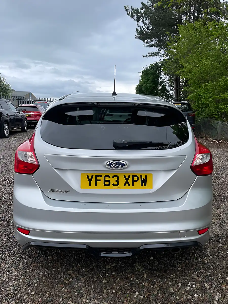 Used 2014 Ford Focus Zetec S Silver - Interior and Exterior details 10