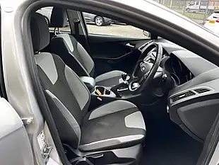 Used 2014 Ford Focus Zetec S Silver - Interior and Exterior details 12