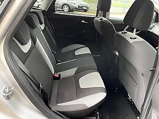 Used 2014 Ford Focus Zetec S Silver - Interior and Exterior details 13