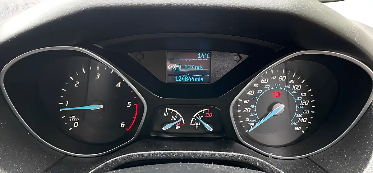 Used 2014 Ford Focus Zetec S Silver - Interior and Exterior details 16