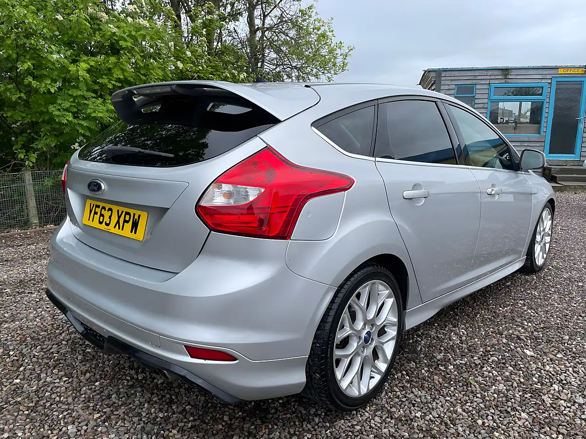 Used 2014 Ford Focus Zetec S Silver - Interior and Exterior details 3