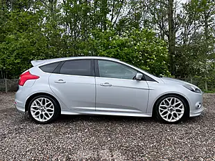 Used 2014 Ford Focus Zetec S Silver - Interior and Exterior details 5