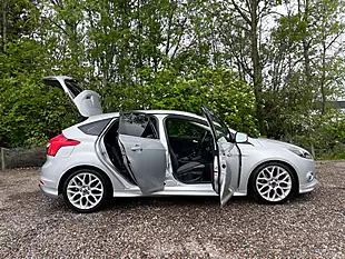 Used 2014 Ford Focus Zetec S Silver - Interior and Exterior details 7