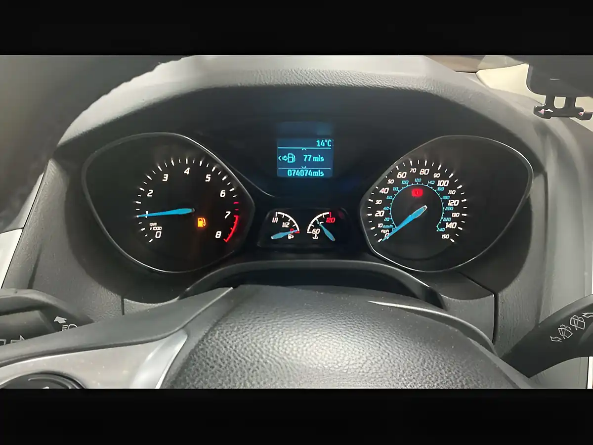 Used 2014 Ford Focus Zetec S T Silver - Interior and Exterior details 13