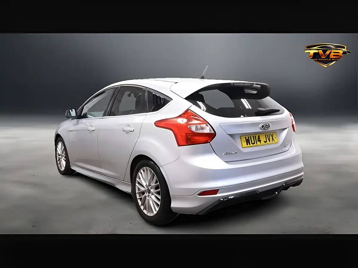 Used 2014 Ford Focus Zetec S T Silver - Interior and Exterior details 4