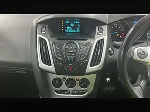 Used 2014 Ford Focus Zetec S T Silver - Interior and Exterior details 9