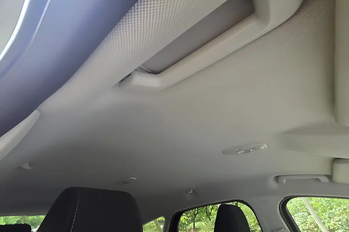 Used 2014 Ford Focus Zetec White - Interior and Exterior details 17