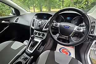 Used 2014 Ford Focus Zetec White - Interior and Exterior details 19